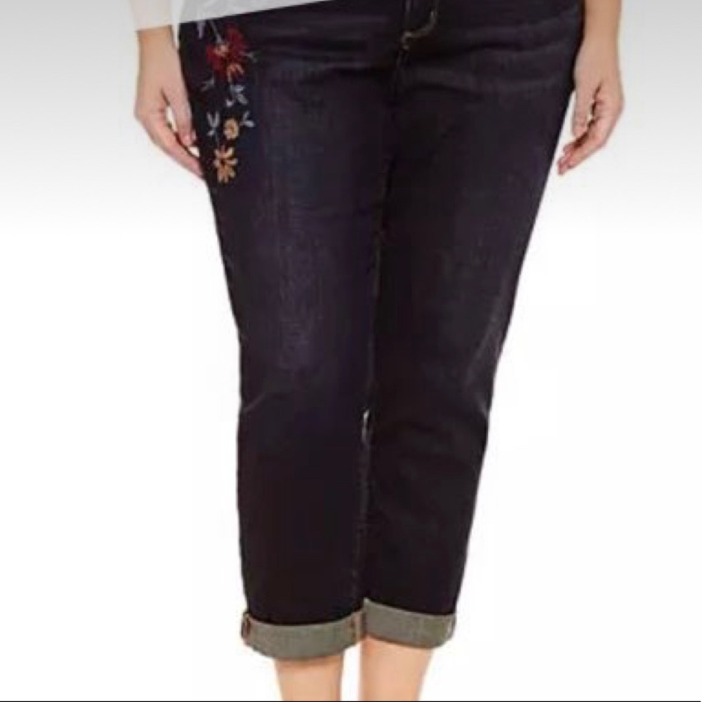 St. John’s Bay‎ embroidered Jeans